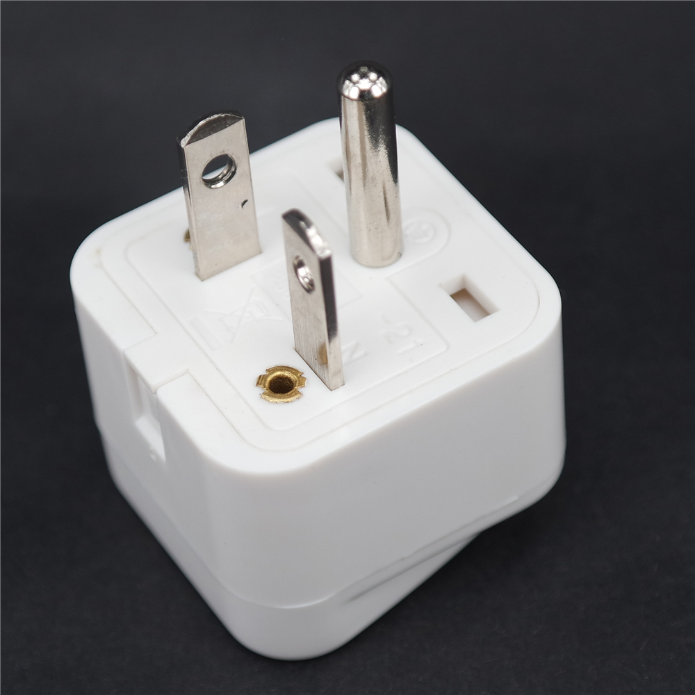 Plugue de alimentação elétrica - Travel Accessories Canada avaliação e preço